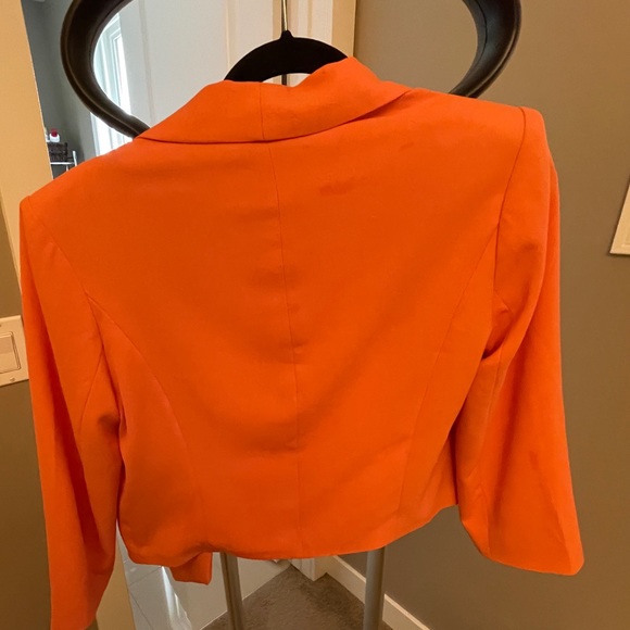 ✨3 for $25✨

Coral open blazer - Picture 7 of 13